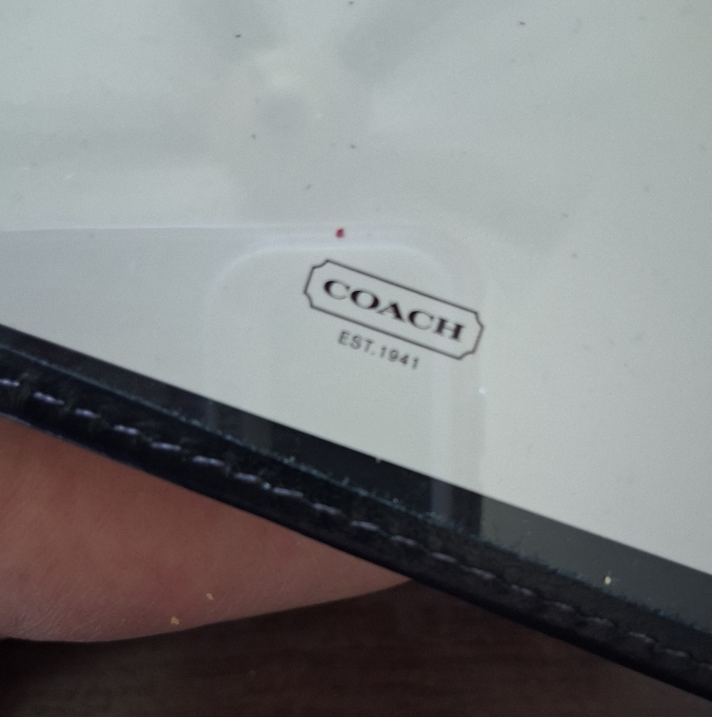 New Coach ID holder Case - Picture 4 of 6